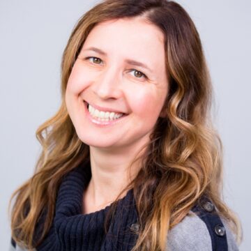 Larysa-V-Oprya-Corporate-Headshot-Photography